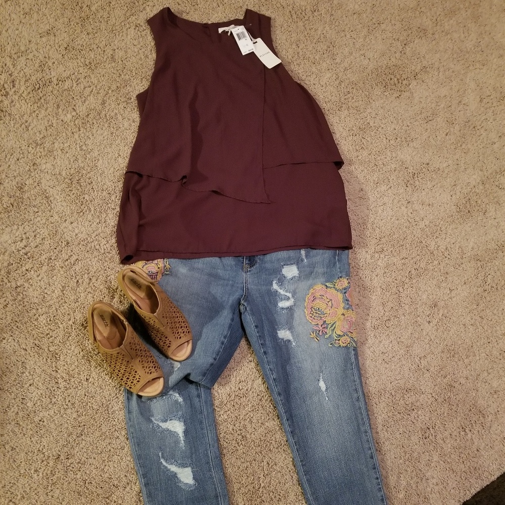 Pleione Sleeveless Blouse NWT